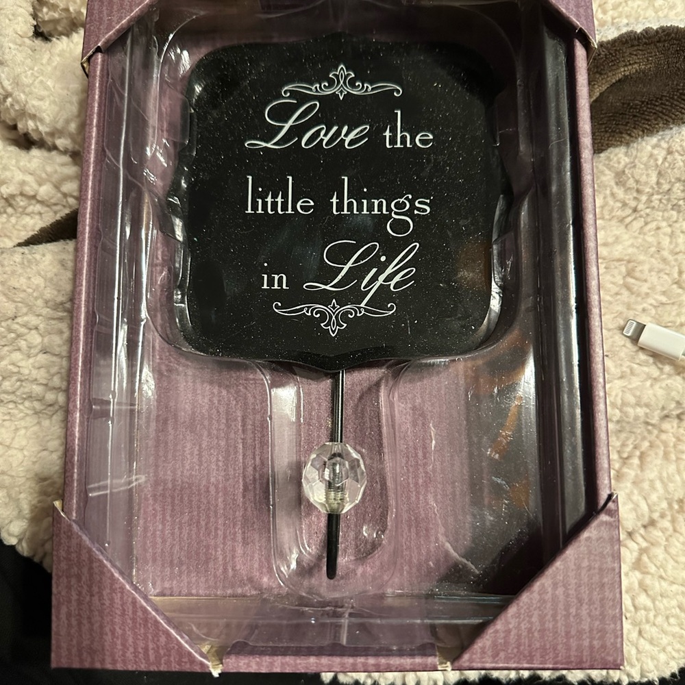 New wall plaque, love the little things in life hook